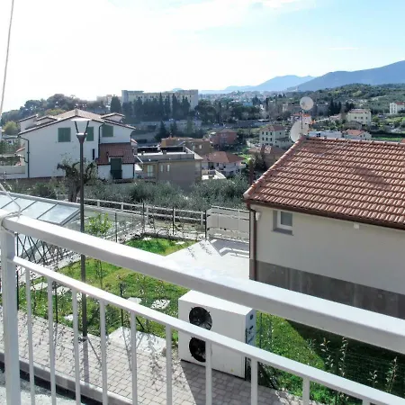 Casa Martine 140s Apartament