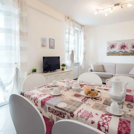 Casa Martine 140s Apartament *